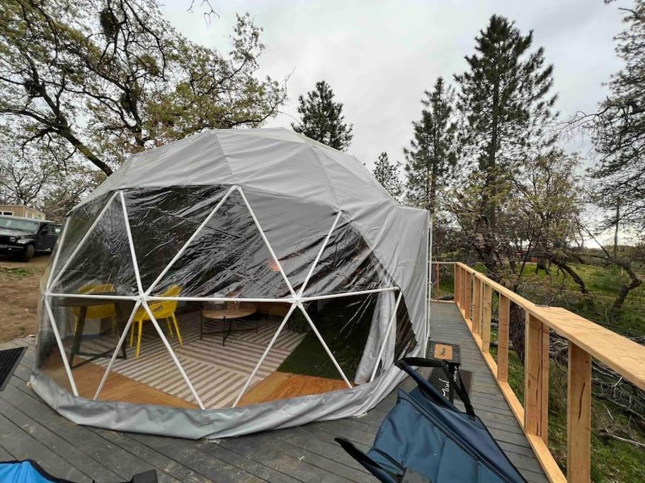Dunlap Enchanted Forest Dome ,10-15 Minutes To Kings Canyons-New Pellet Stove For Cozy Warm Nights מראה חיצוני תמונה