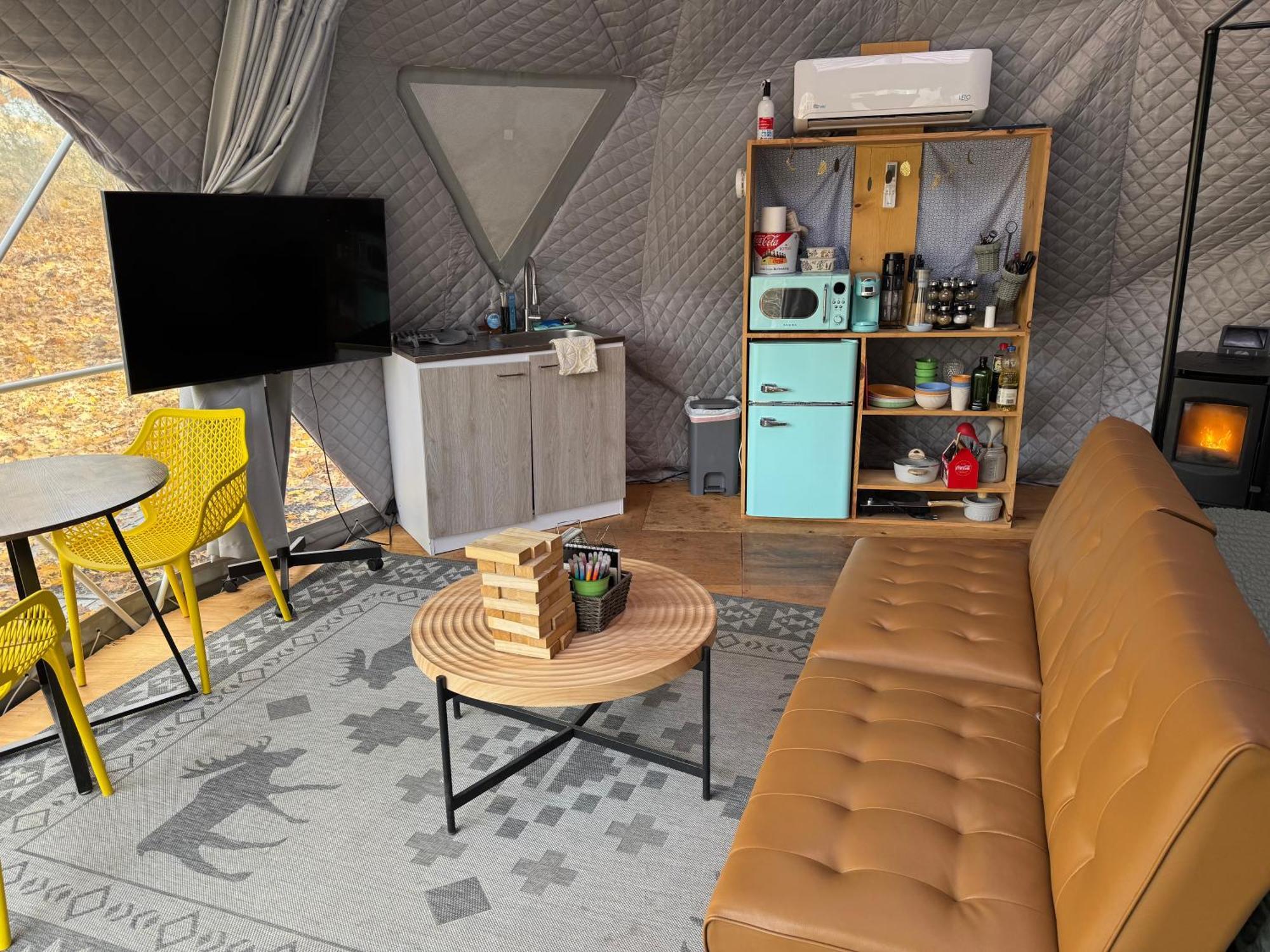 Dunlap Enchanted Forest Dome ,10-15 Minutes To Kings Canyons-New Pellet Stove For Cozy Warm Nights מראה חיצוני תמונה